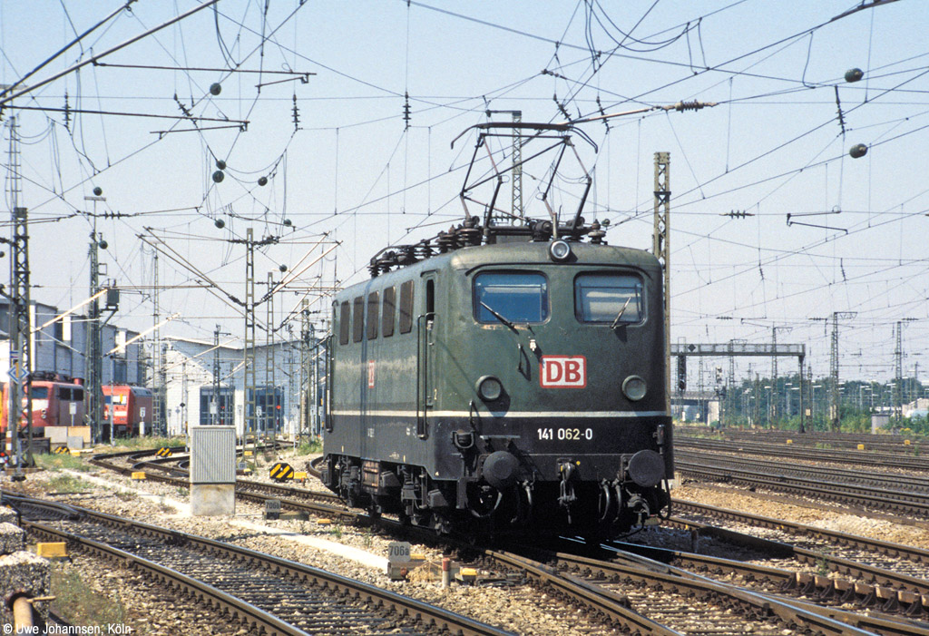141 062-0