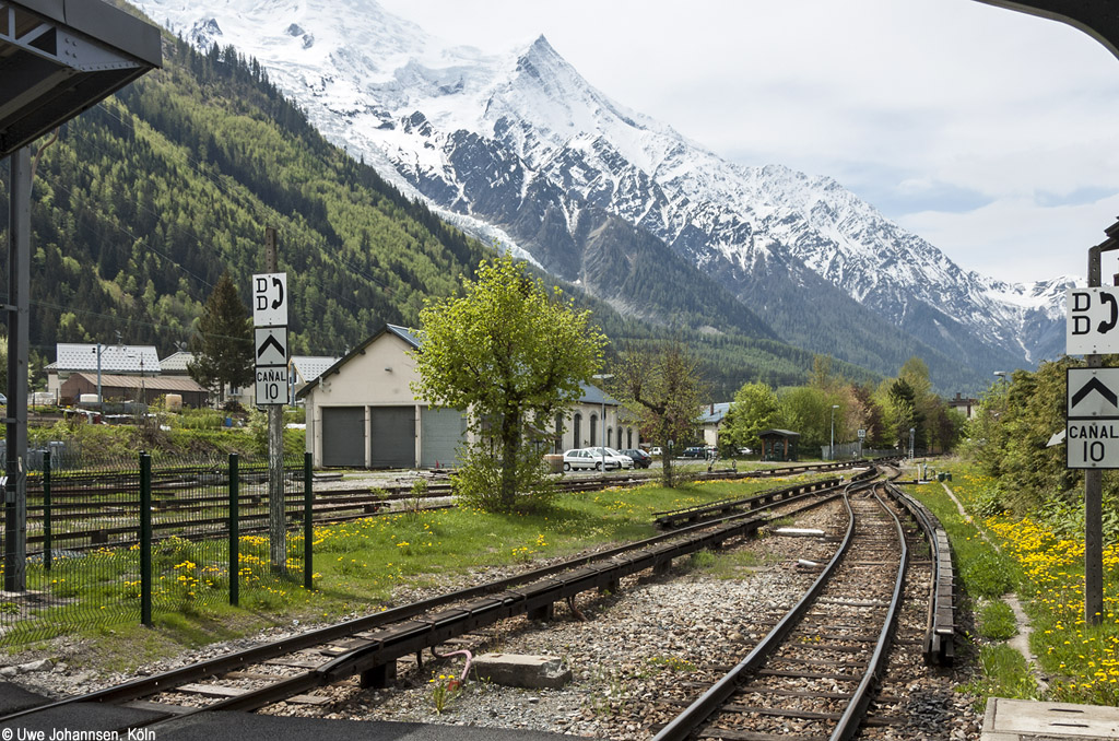 bahnhof