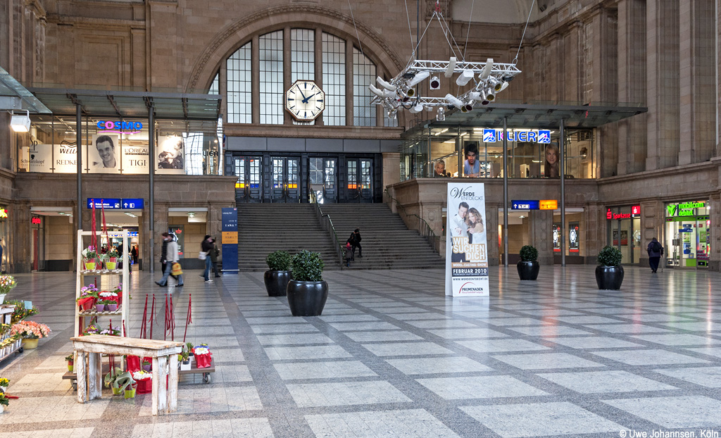 bahnhof